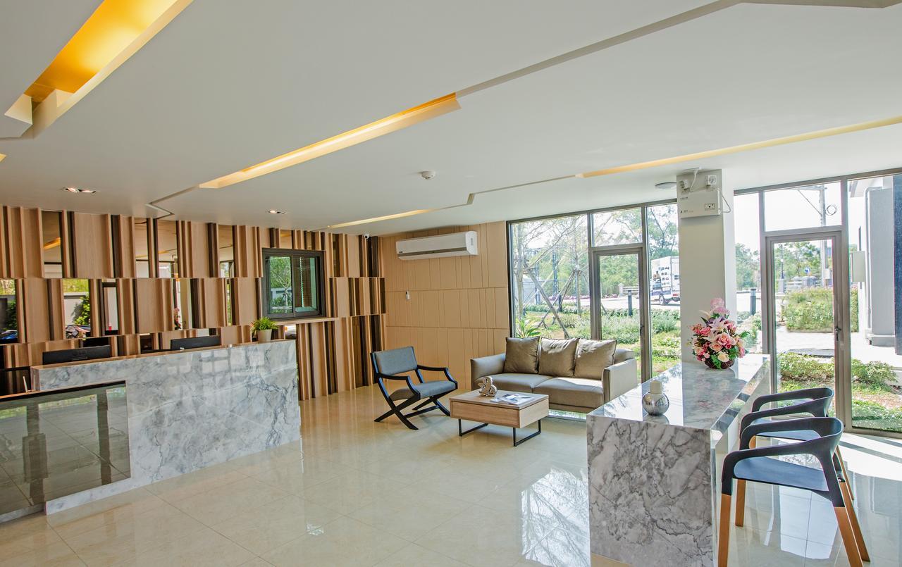Connext Residence Phuket Extérieur photo