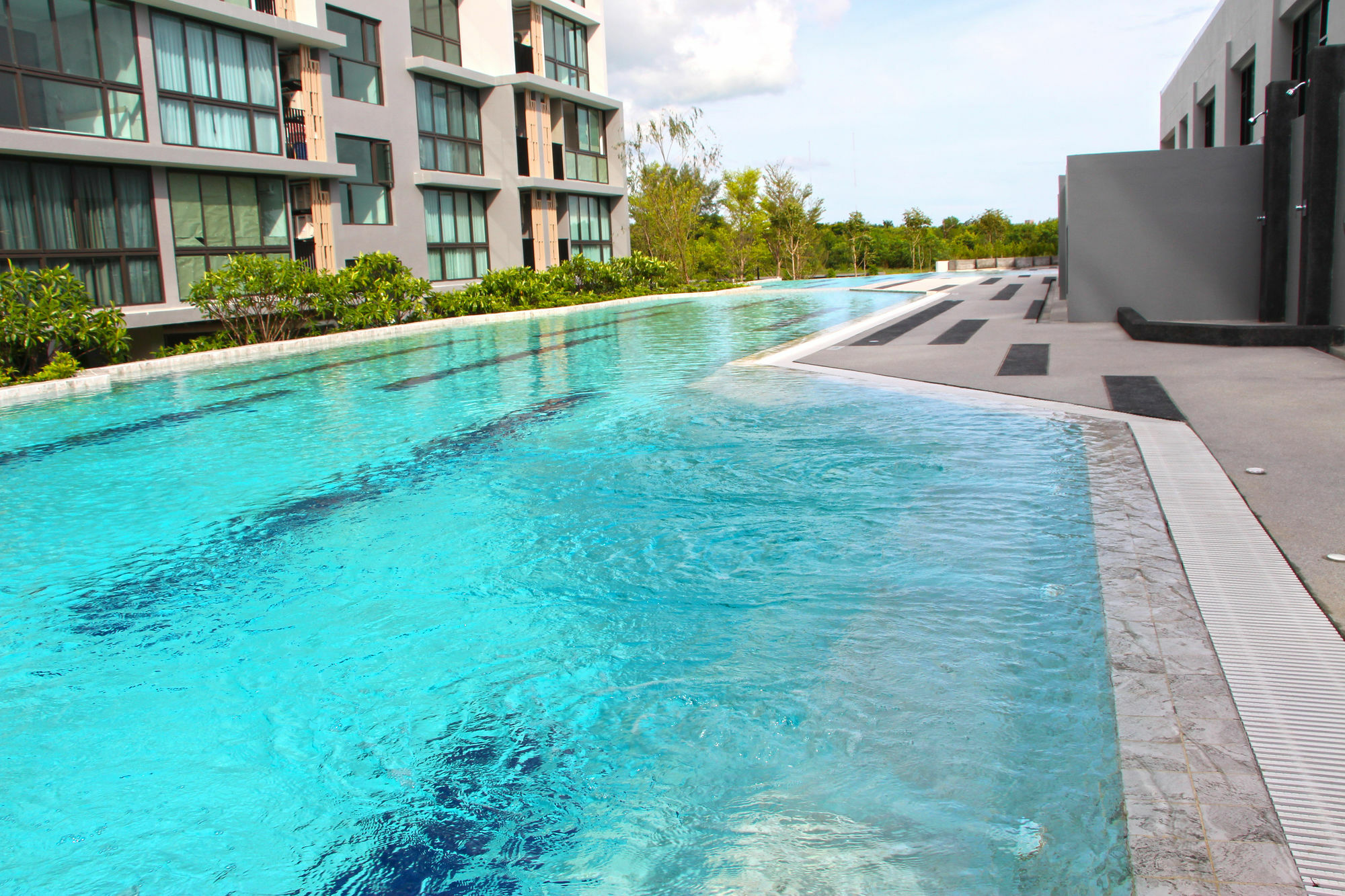 Connext Residence Phuket Extérieur photo