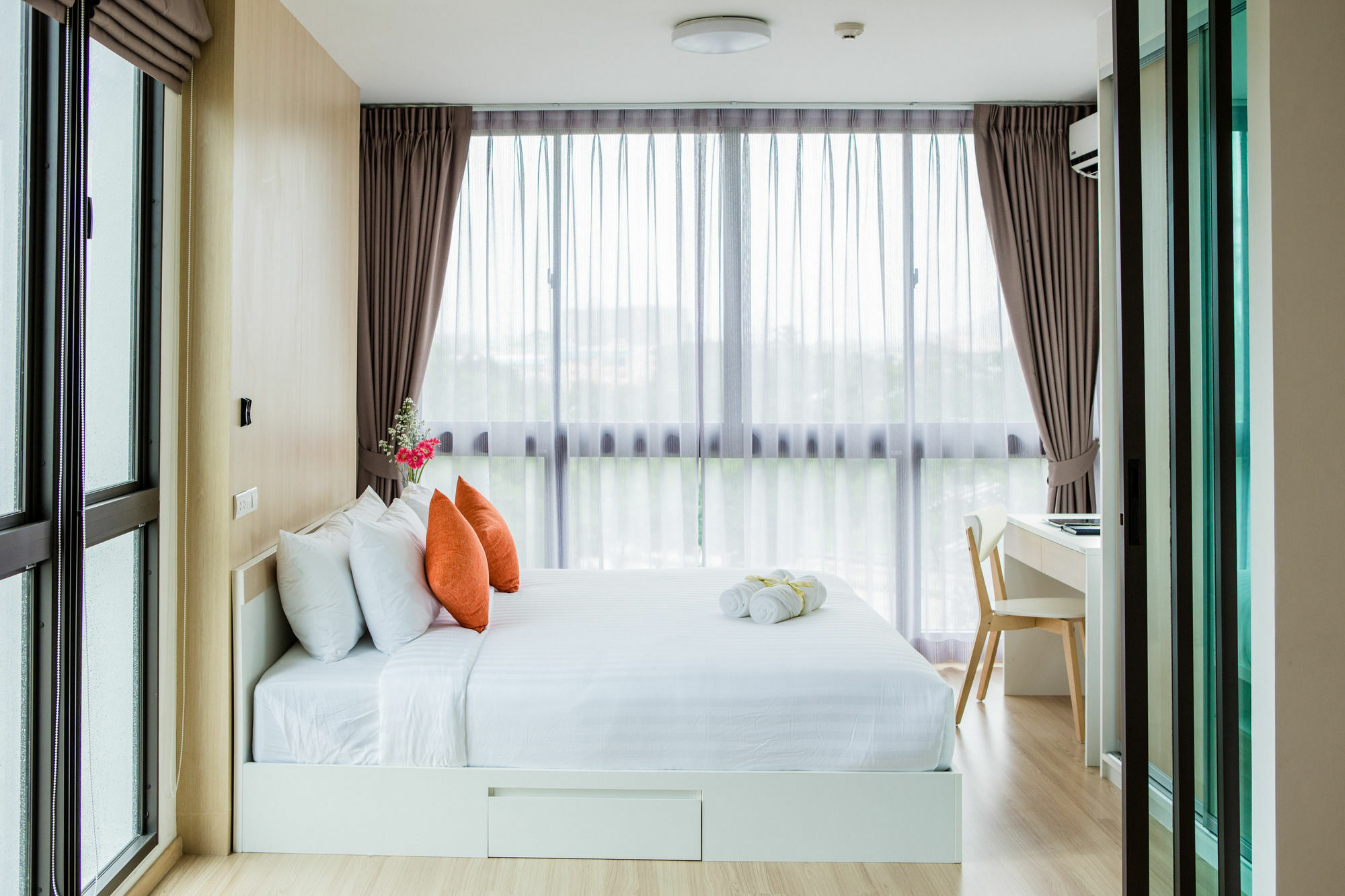 Connext Residence Phuket Extérieur photo