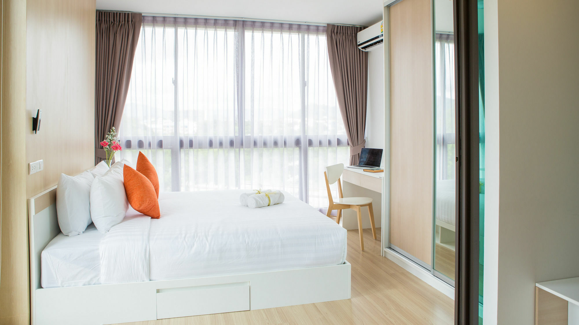 Connext Residence Phuket Extérieur photo