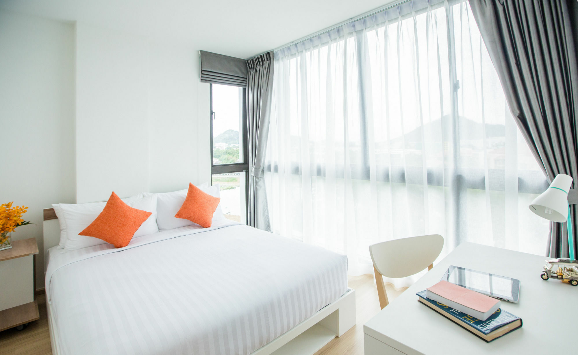 Connext Residence Phuket Extérieur photo
