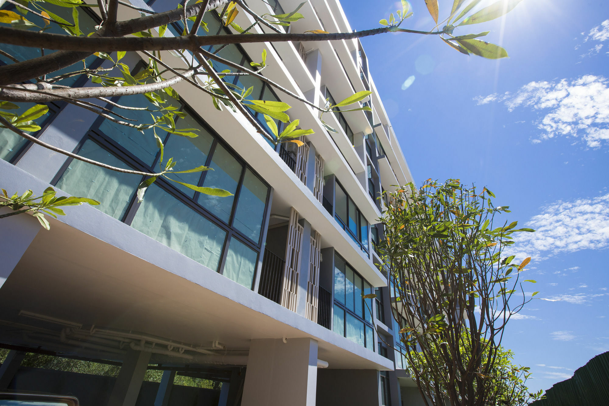Connext Residence Phuket Extérieur photo
